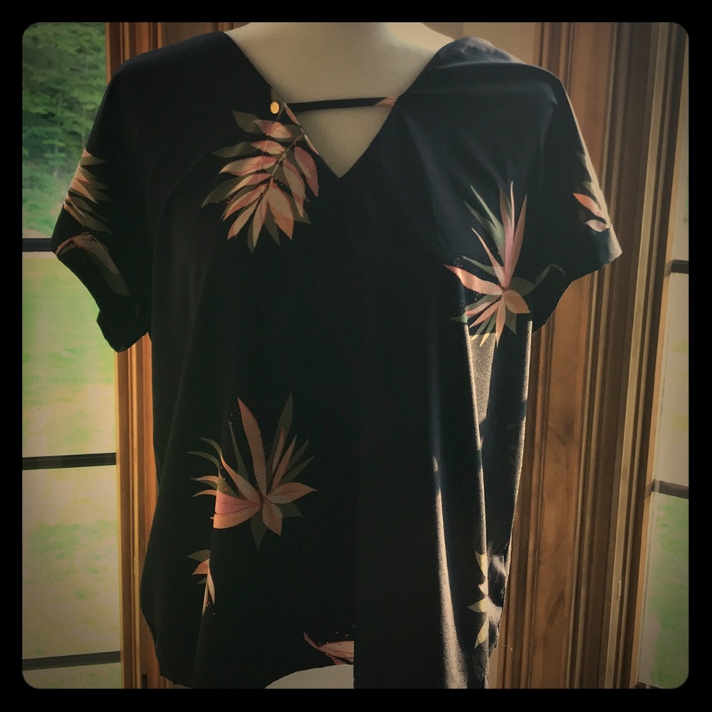Navy background blouse